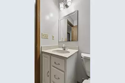 4704 9th Street #2, East Moline, IL 61244 - Photo 17