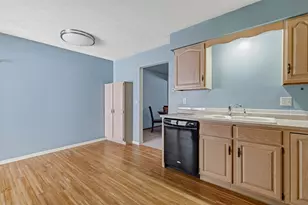 4704 9th St, East Moline, IL 61244 - Photo 13