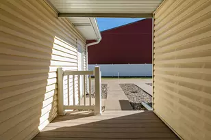 4704 9th St, East Moline, IL 61244 - Photo 31