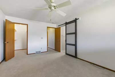 4704 9th Street #2, East Moline, IL 61244 - Photo 21