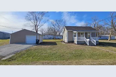 803 S Maple Street, Salem, IL 62881 - Photo 1