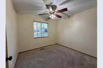 8306 8th Street W, Rock Island, IL 61201 - Photo 9