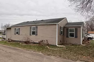 602 3rd Ave W, Milan, IL 61264 - Photo 3