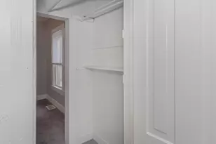 2708 7th Ave, Rock Island, IL 61201 - Photo 17