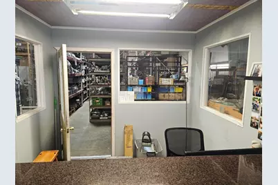 1018 W 5th Street, Wilton, IA 52778 - Photo 5