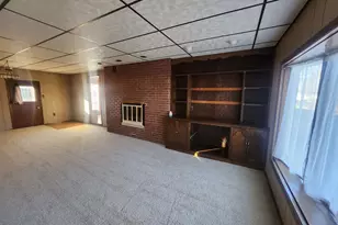 458 W Maple St, Nashville, IL 62263 - Photo 15