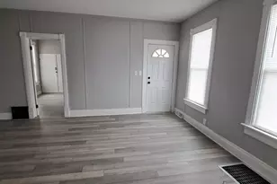 801 41st St, Rock Island, IL 61201 - Photo 5