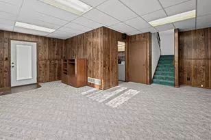 8412 10th St W, Rock Island, IL 61201 - Photo 33