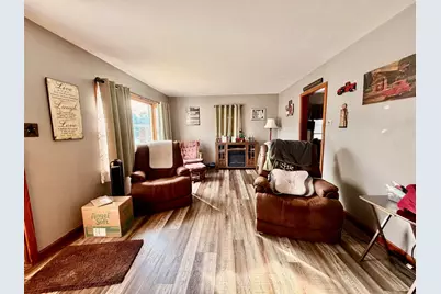 226 S Pine St Street, Centralia, IL 62801 - Photo 3