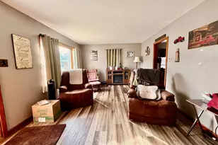 226 S Pine St St, Centralia, IL 62801 - Photo 3