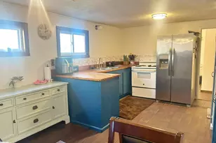 342 Bassett Rd, Elizabethtown, IL 62931 - Photo 13