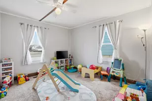 1532 30th St, Rock Island, IL 61201 - Photo 5