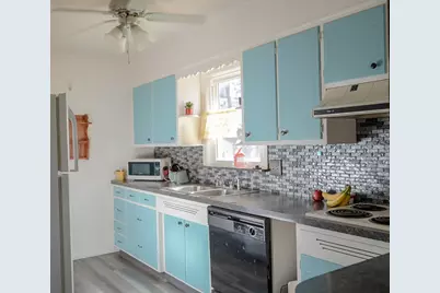 1843 31st Street, Rock Island, IL 61201 - Photo 5