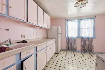 2706 5 1/2 Avenue, Rock Island, IL 61201 - Photo 7