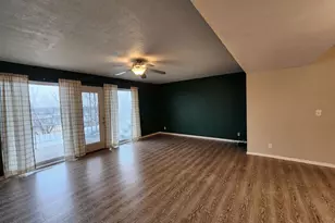 3721 35th St, Moline, IL 61265 - Photo 5