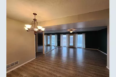 3721 35th Street #1, Moline, IL 61265 - Photo 3