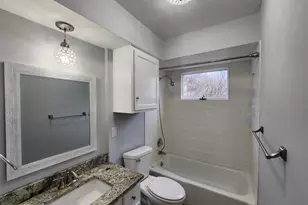 3721 35th St, Moline, IL 61265 - Photo 13