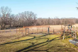 1740 Brier Creek Rd, Harrisburg, IL 62946 - Photo 31