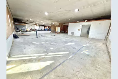 208 N 10th Street, Altamont, IL 62411 - Photo 17