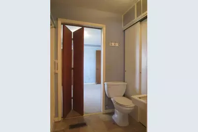 306 College Boulevard, Carmi, IL 62821 - Photo 19