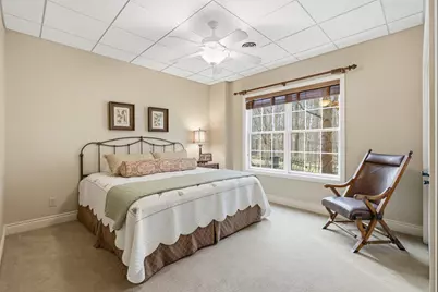 26 Chippiannock Place, Rock Island, IL 61201 - Photo 35