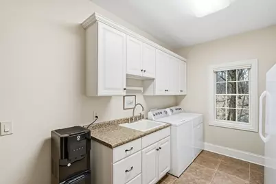 26 Chippiannock Place, Rock Island, IL 61201 - Photo 19