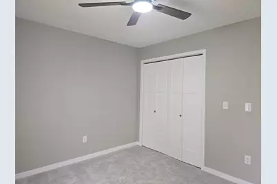 1005 Augusta Road, Carthage, IL 62321 - Photo 15
