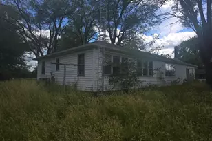 1661 Riverside Dr, Pontoosuc, IL 62330 - Photo 11