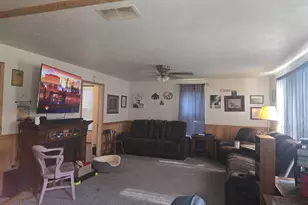 105 S Cedar Street S, Bowen, IL 62316 - Photo 7