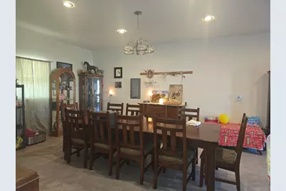 105 S Cedar Street S, Bowen, IL 62316 - Photo 3