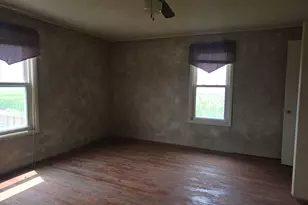 57 W Main St, Carthage, IL 62321 - Photo 19