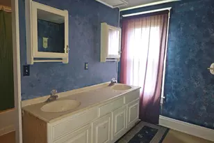 57 W Main St, Carthage, IL 62321 - Photo 15