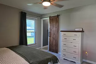 705 E Main St, Augusta, IL 62311 - Photo 25