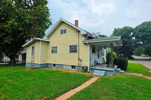 227 E Bennett St, Salem, IL 62881 - Photo 27