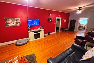 227 E Bennett St, Salem, IL 62881 - Photo 15