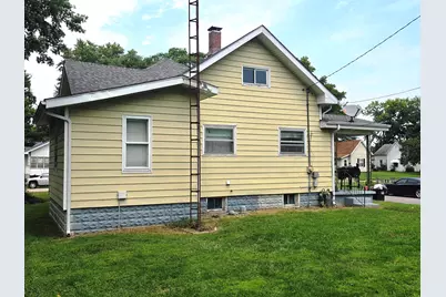 227 E Bennett Street, Salem, IL 62881 - Photo 3