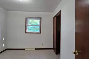 1561 Elm St, Hamilton, IL 62341 - Photo 9