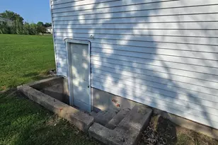 1561 Elm St, Hamilton, IL 62341 - Photo 19