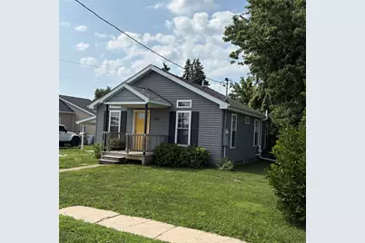 506 E Franklin Street E, Mt Sterling, IL 62353 - Photo 1