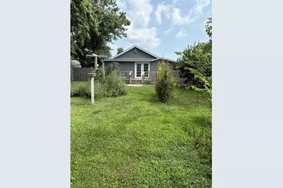 506 E Franklin Street E, Mt Sterling, IL 62353 - Photo 17