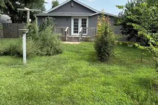 506 E Franklin Street E, Mt Sterling, IL 62353 - Photo 17