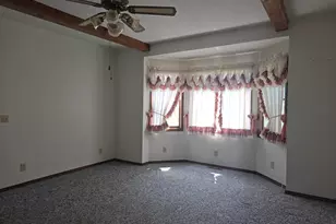 237 W Locust St, Carthage, IL 62321 - Photo 3