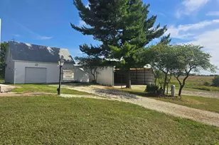 2146 E US Hyw 136 Hwy, Carthage, IL 62321 - Photo 35