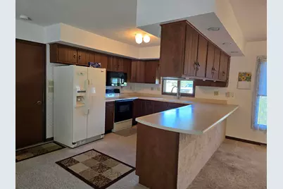700 N Haven Drive, Carthage, IL 62321 - Photo 3