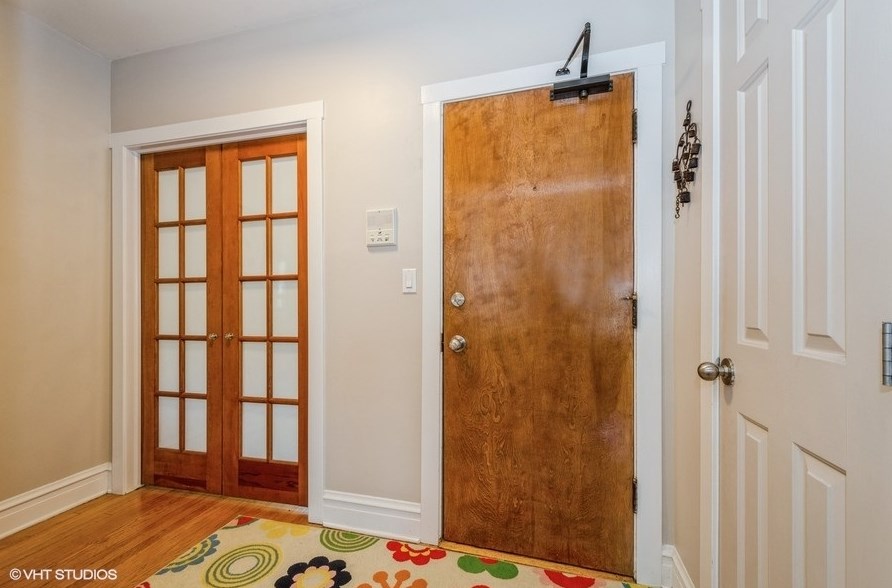 146 Clyde Ave, Evanston IL  60202-4016 exterior