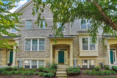 910 Indigo Court - Photo 1
