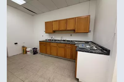 4075 N Broadway Street #4079-81, Chicago, IL 60613 - Photo 15