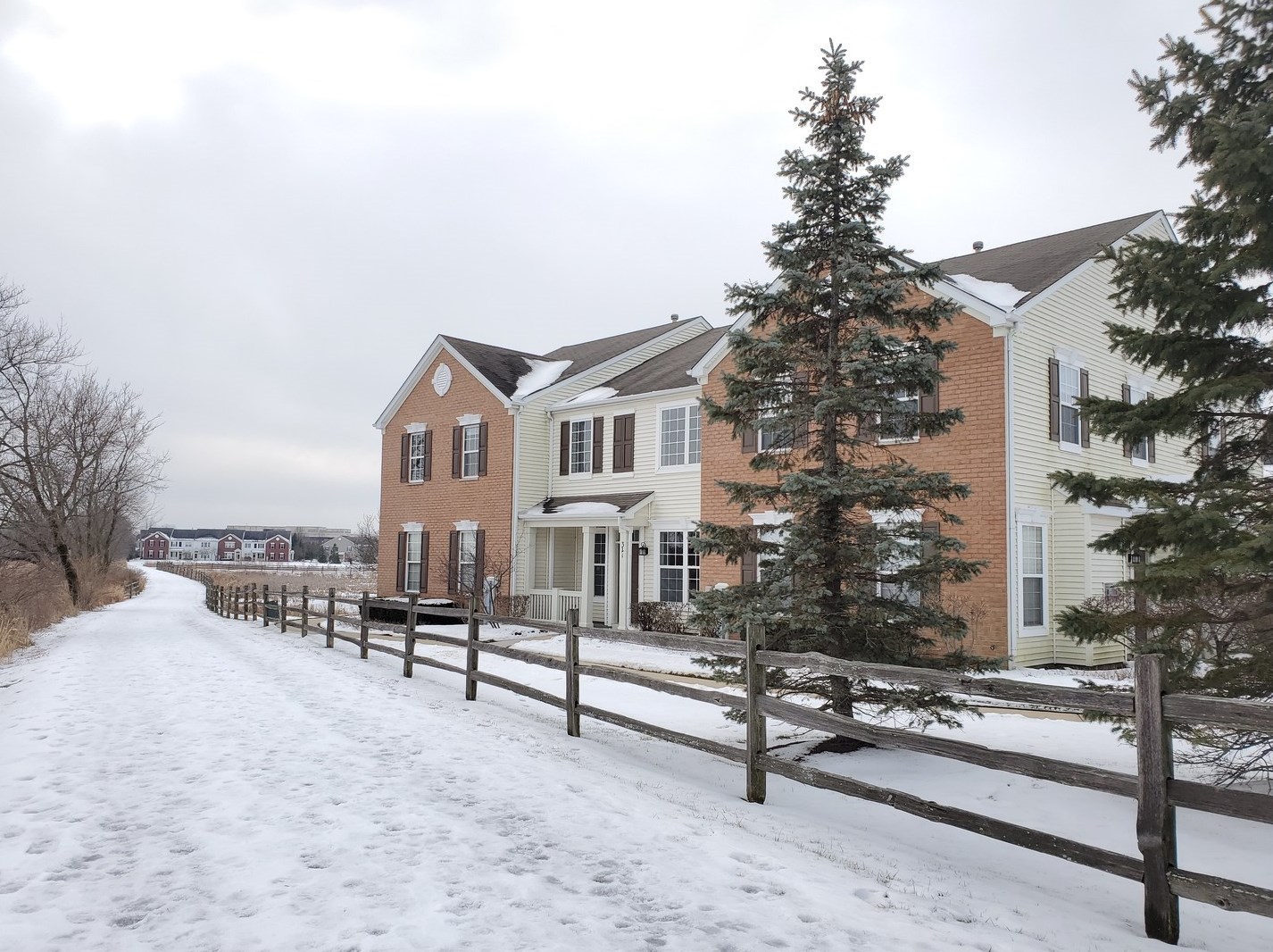 321 Litchfield Dr, Volo IL  60073-8103 exterior