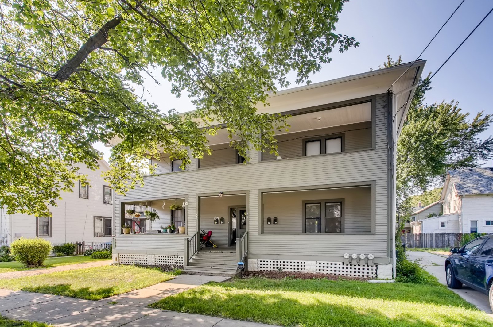 448 Plum St, Aurora IL  60506-2965 exterior