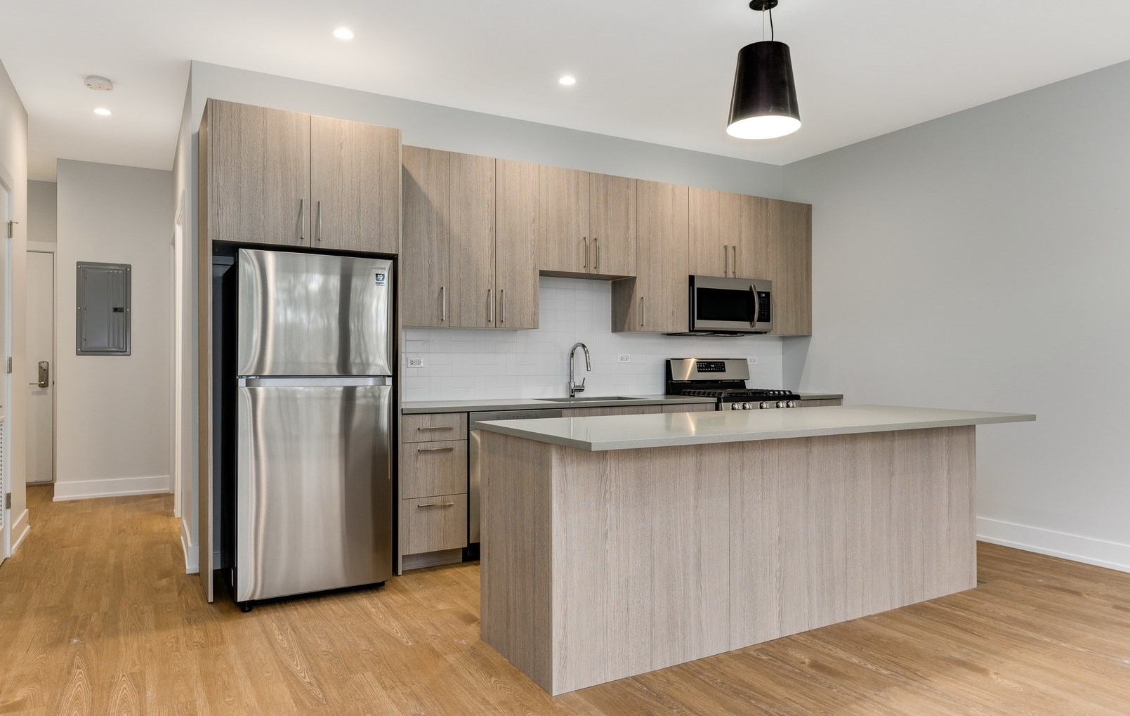1807 W Division St #ph-401, Chicago, IL 60647
